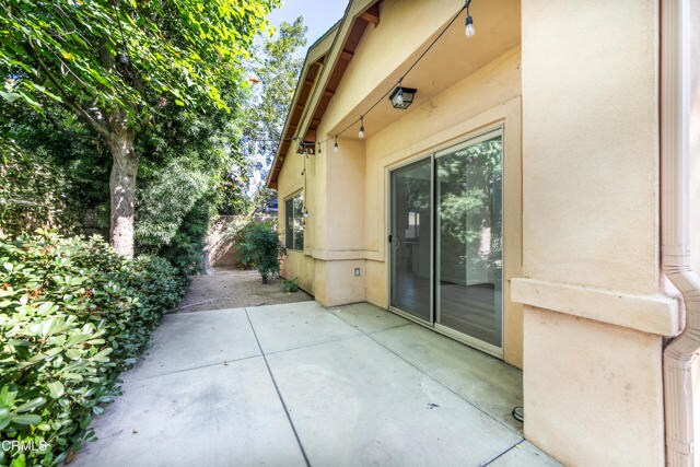 Building Photo - 693 Cypress Ave