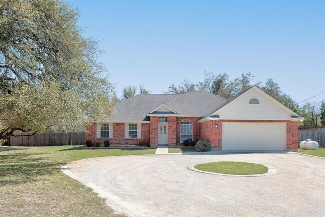 Building Photo - 141 Comanche Trail