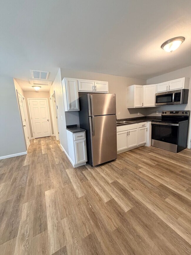 Building Photo - 67 Aloha Cir