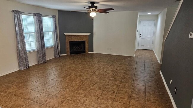 Building Photo - 1051 Dorn