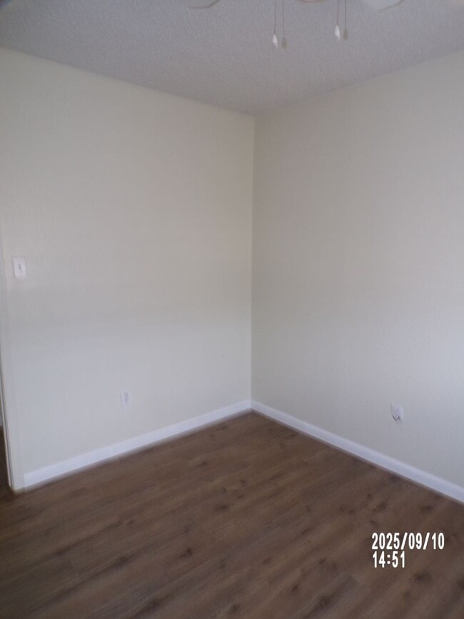 Building Photo - Great home close to Voch-tech, southwester...