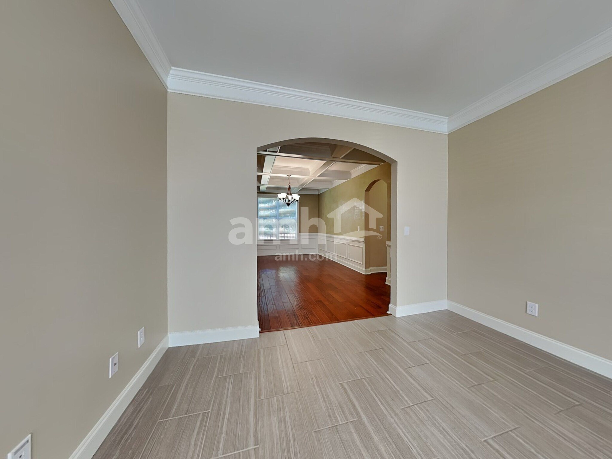 Building Photo - 112 Broken Bit Cir