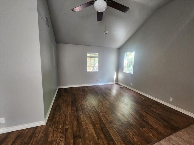 Building Photo - 2714 Whitis Ave
