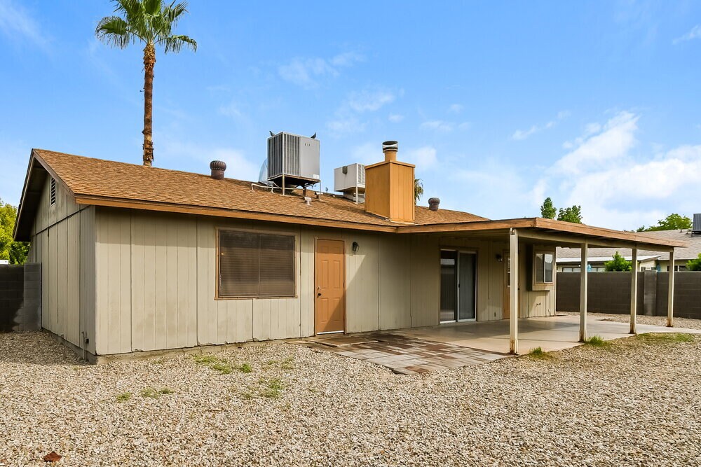 Building Photo - 503 W Cheyenne Dr