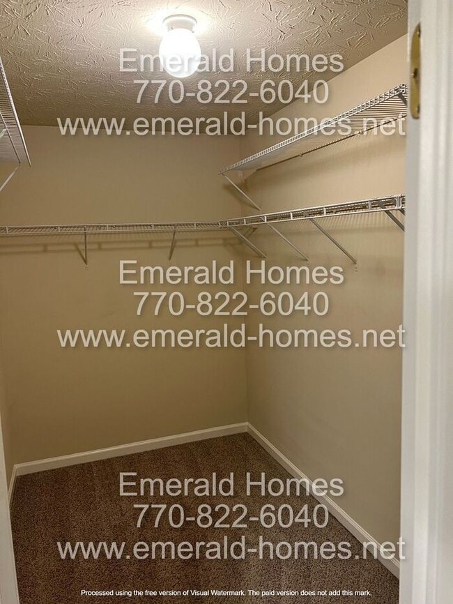 Building Photo - Now Ready!!! 3 bedroom home in sought out Austell city!!!