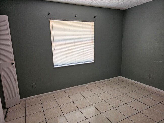 Building Photo - 102 Whitehall Way