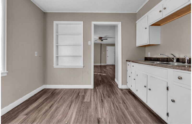 Building Photo - 769 Hilton St