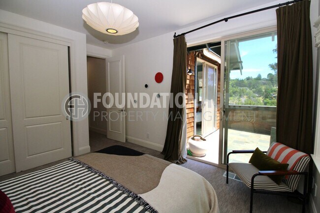 Building Photo - Mill Valley Retreat with Views, Luxury Fin...