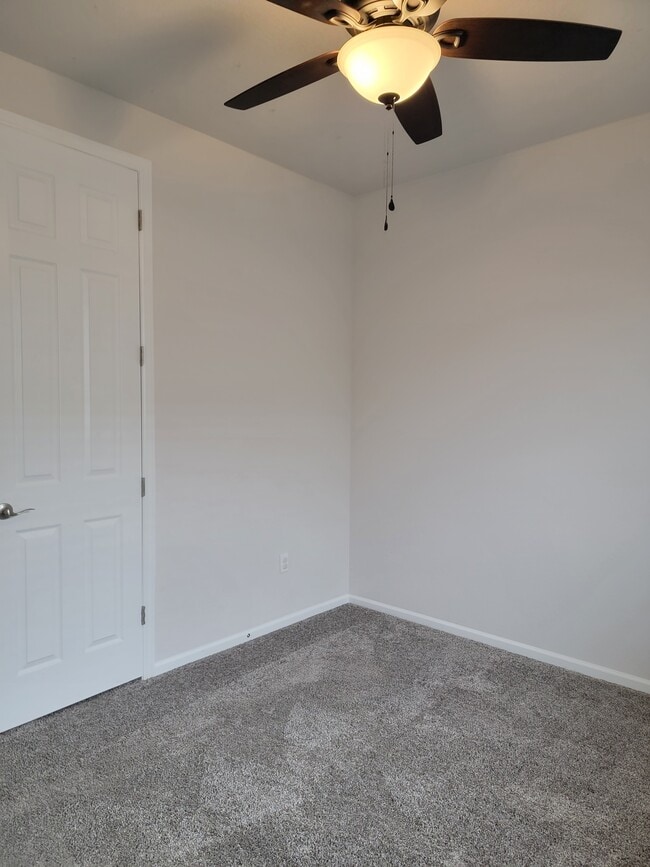 Building Photo - 26891 E Byers Ave