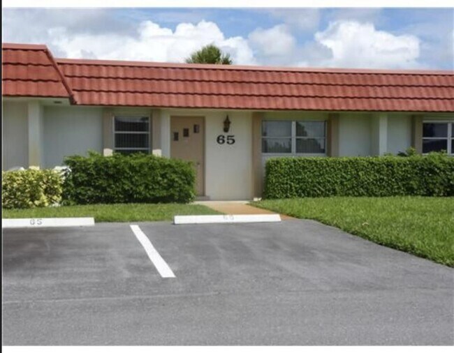 Building Photo - 5725 Fernley Dr E