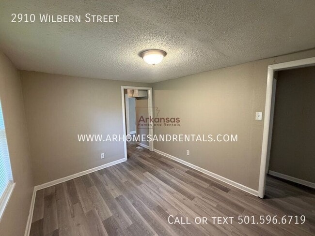 Building Photo - 2910 Wilbern Rd