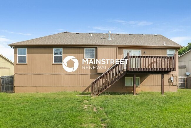 Building Photo - 4 Bedroom Pet-Friendly Home in Belton, MO ...