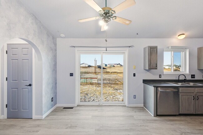 Building Photo - Acreage and Homestead - 3 Bed, 2 Bath Home available in charming quiet neighborhood in Elizabeth ...