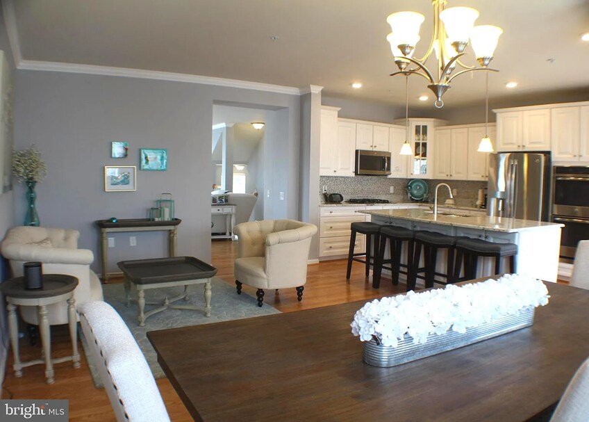 Kitchen area - 43481 Town Gate Sq