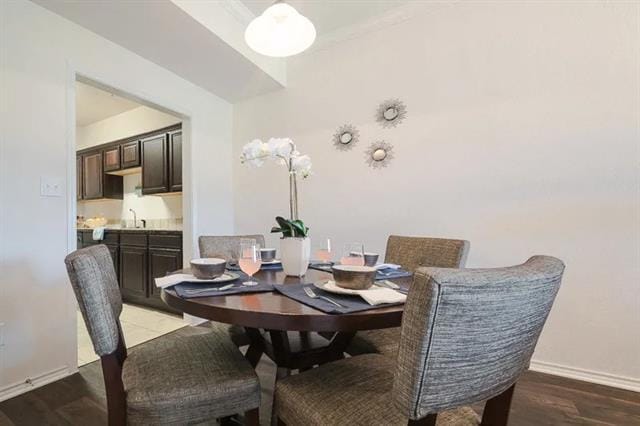 Building Photo - 380 Solon Rd