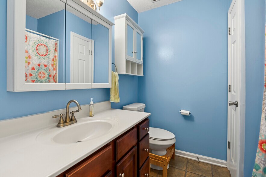Building Photo - 1735 Boone Hall Dr