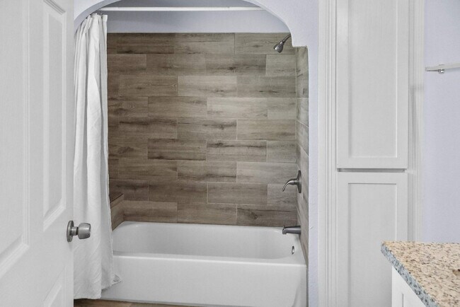 Building Photo - 3321 Charleston St