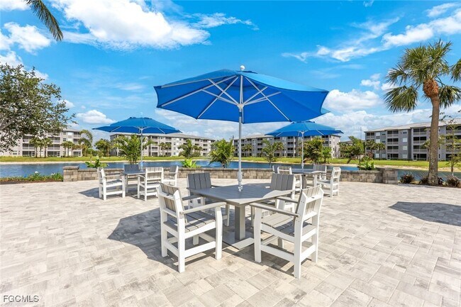 Building Photo - 16655 Lake Cir Dr