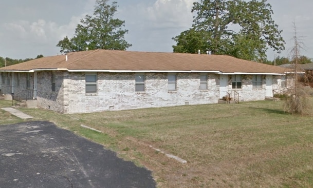 Primary Photo - Prairie Oak Village