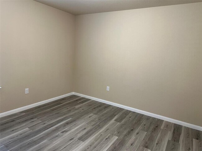 Building Photo - 3505 Stephans St