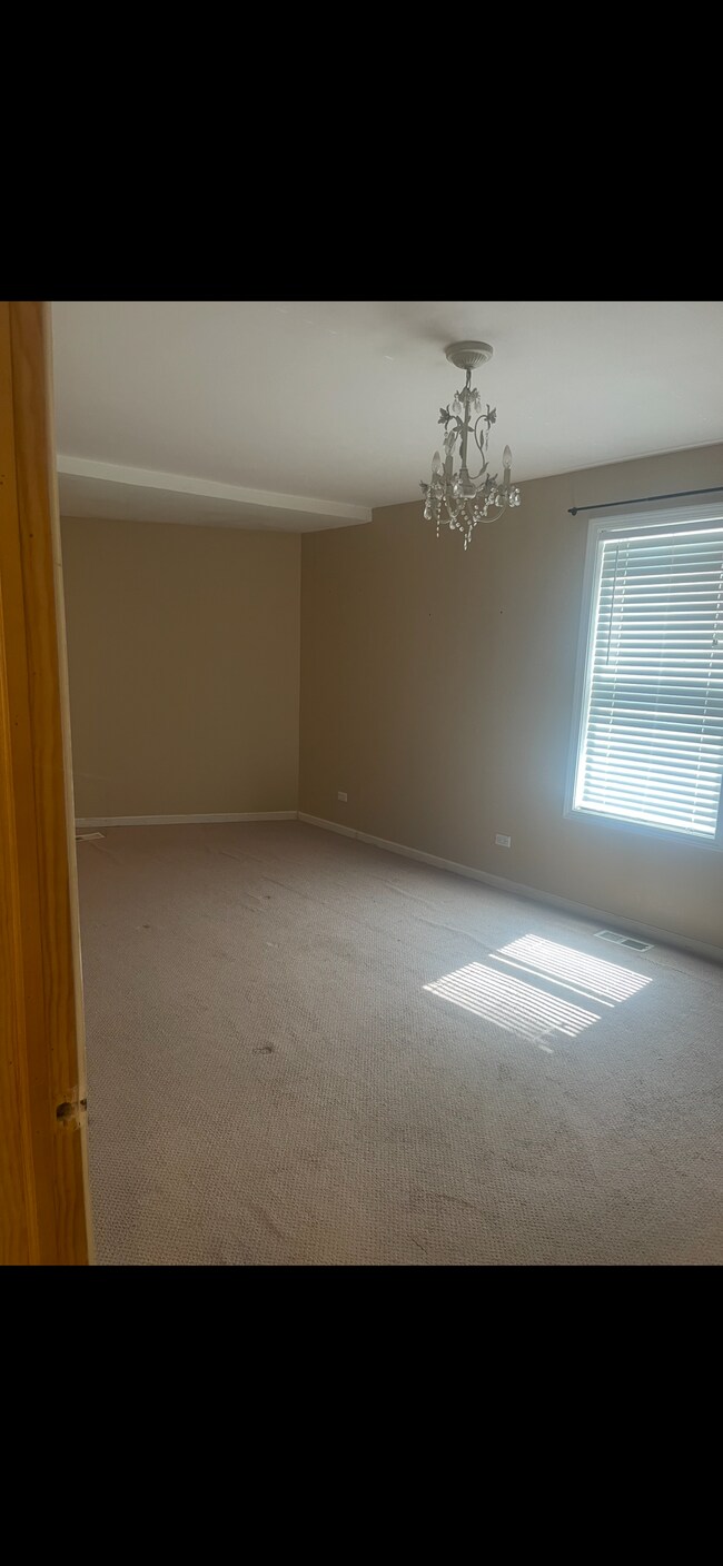 Building Photo - 1212 O'Plaine Rd