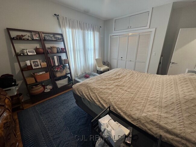 Building Photo - 9 Harding St