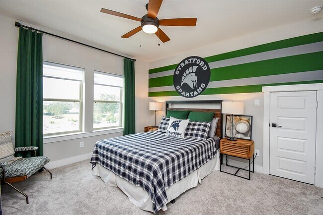 Building Photo - 10914 Brambling Wood Dr