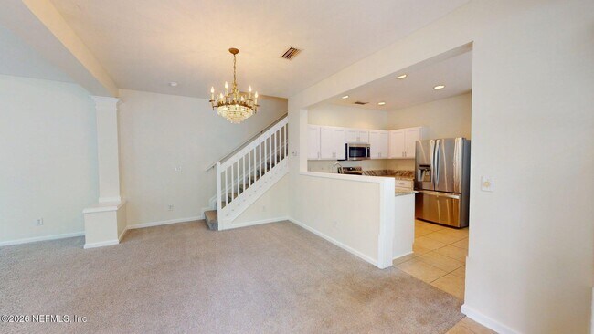 Building Photo - 8498 Climbing Ivy Trail S