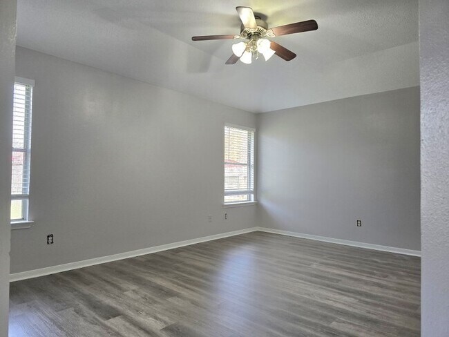 Building Photo - 4618 Tiger Trace Ln