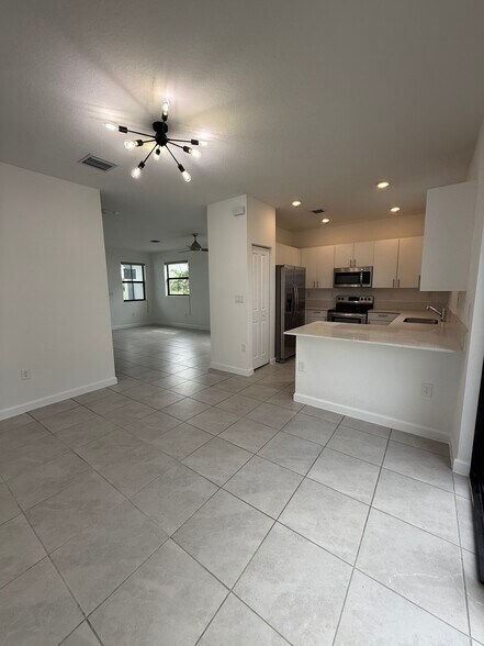 Building Photo - 28532 SW 133rd Path