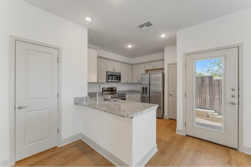 Building Photo - 7536 Briarwood Pass