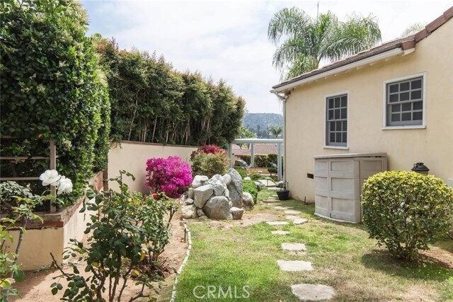 Building Photo - 1233 Imperial Dr