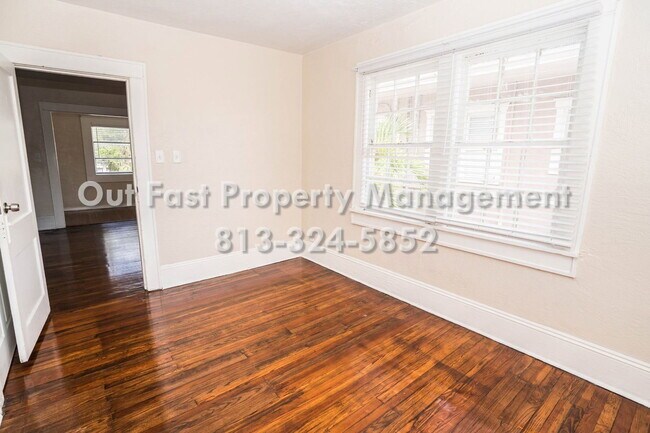 Building Photo - 545 2nd St N
