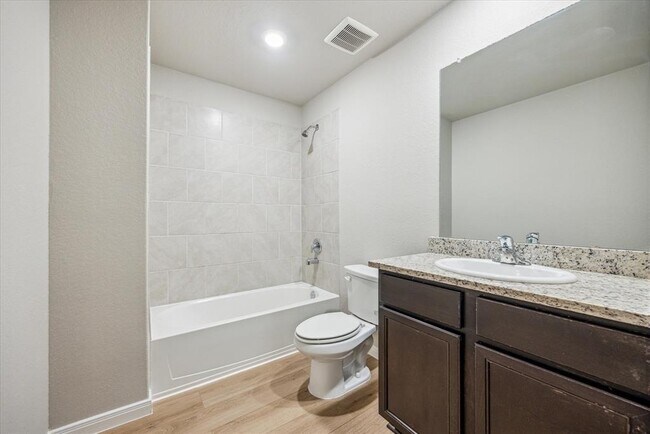 Building Photo - 3971 Turtle Creek