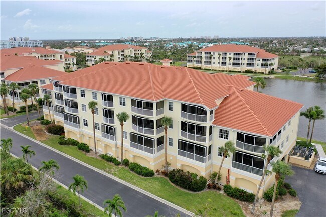 Building Photo - 20031 Sanibel View Cir