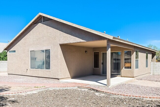 Building Photo - 3497 W Gower St