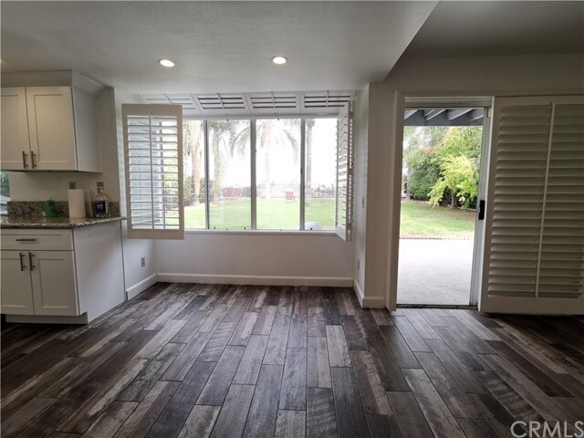 Building Photo - 2676 Pepperdale Dr