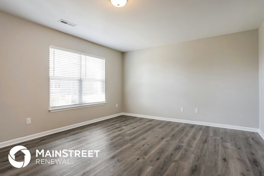 Building Photo - 2248 Waverly Dell Dr SE