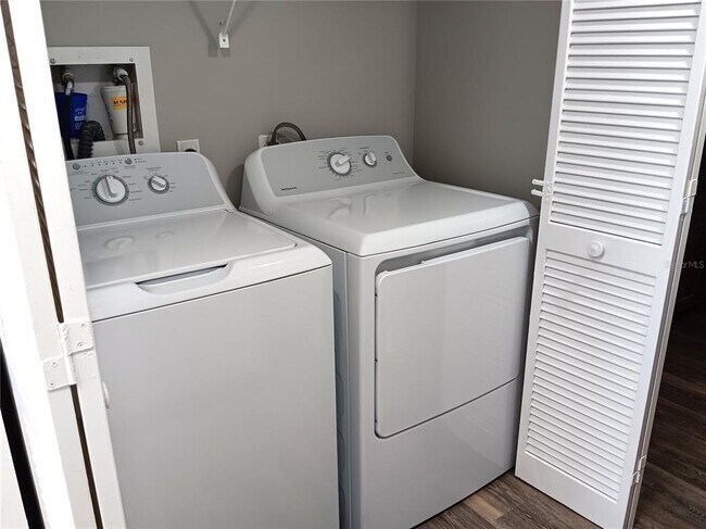 Building Photo - 2700 Bayshore Blvd