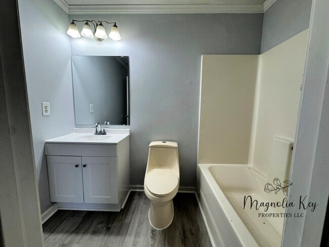 Building Photo - 4850 Southgate Pkwy