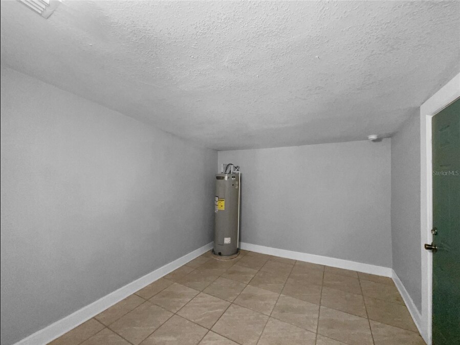 Building Photo - 2812 Tom Brewer Ln