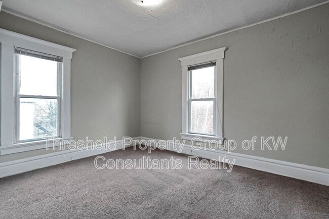 Building Photo - 60 E Patterson Ave