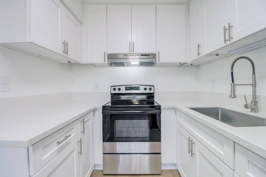 Building Photo - Terre at Trails