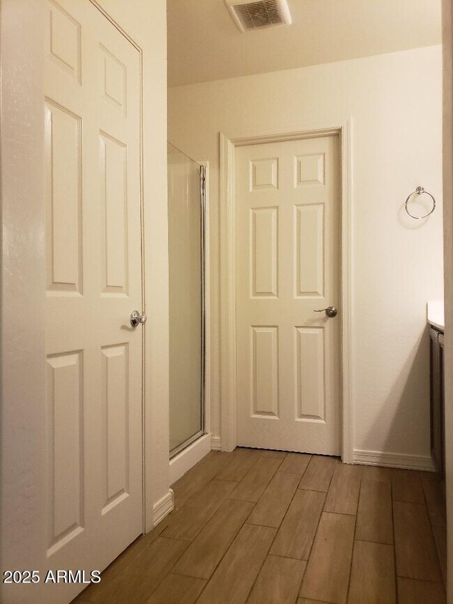 Building Photo - 5750 W Raymond St