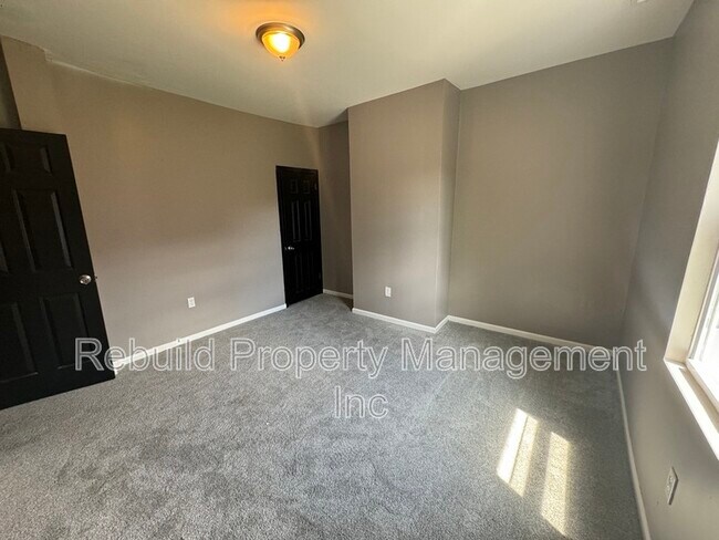 Building Photo - 3303 Winterbourne Rd