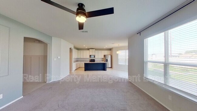 Building Photo - 1608 Hinckley Ave