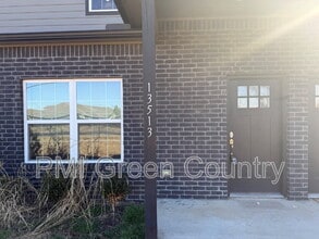 Building Photo - 13513 S Mingo Rd