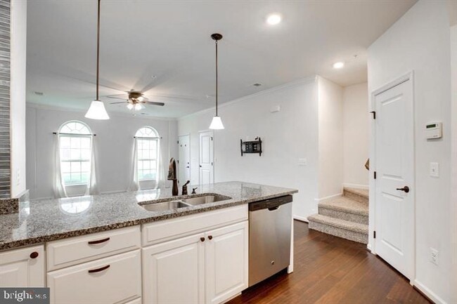Building Photo - 13633 Rockingham Ln
