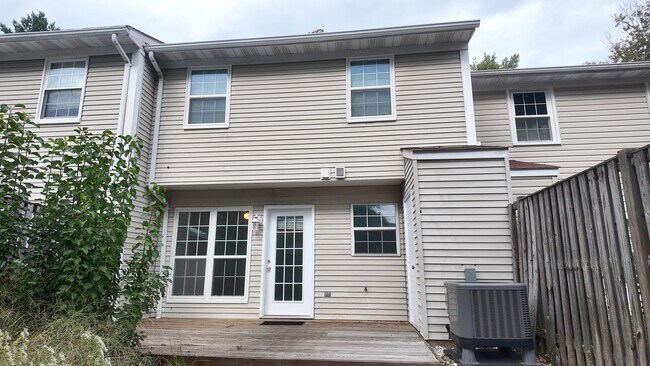 Building Photo - 4453 Eagle Ct