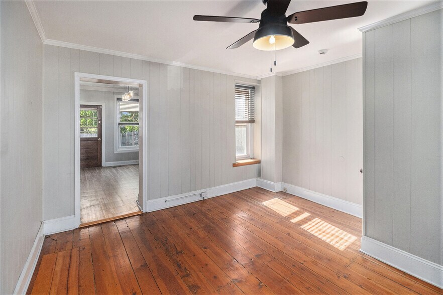 Building Photo - 147 Fountain St